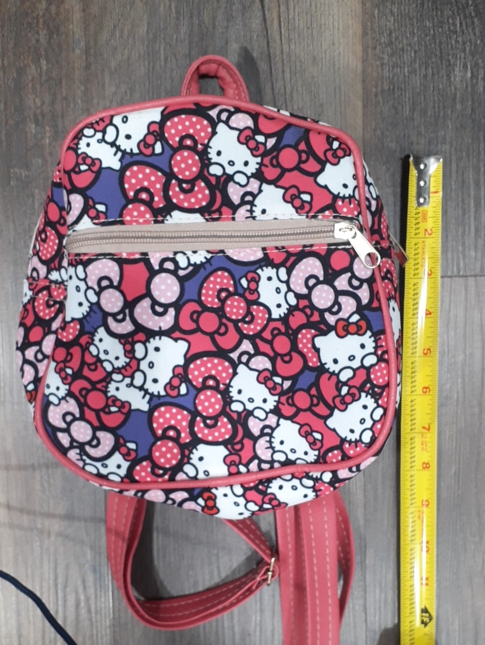 Hello Kitty Pink Patterned Backpack - Picture 6 of 7
